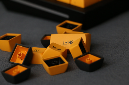 BLACK & YELLOW KEYCAPS