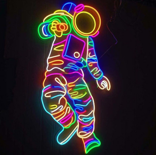 ASTRONAUT NEON